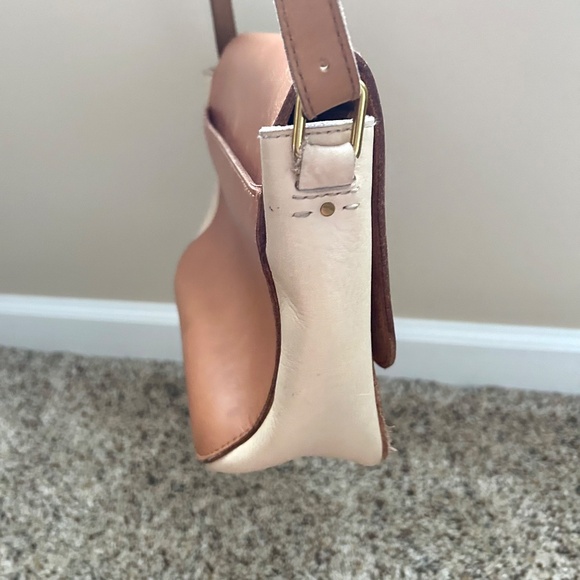 MADEWELL The Abroad Tan Leather ColorBlock Crossbody Shoulder Bag Flip Top - Picture 4 of 10